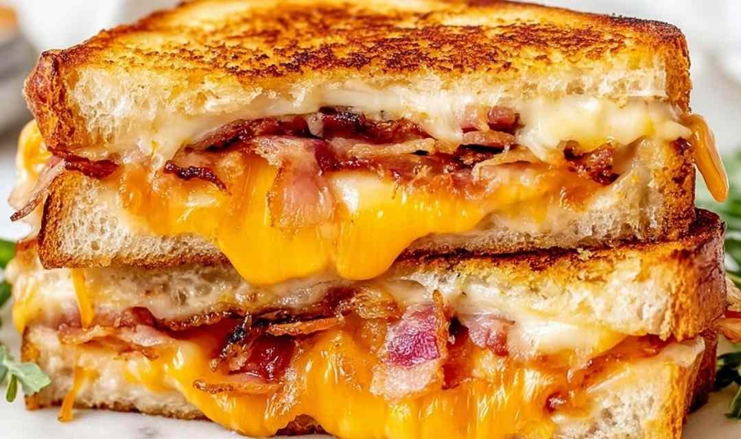 Bacon Grilled Cheese Sandwich