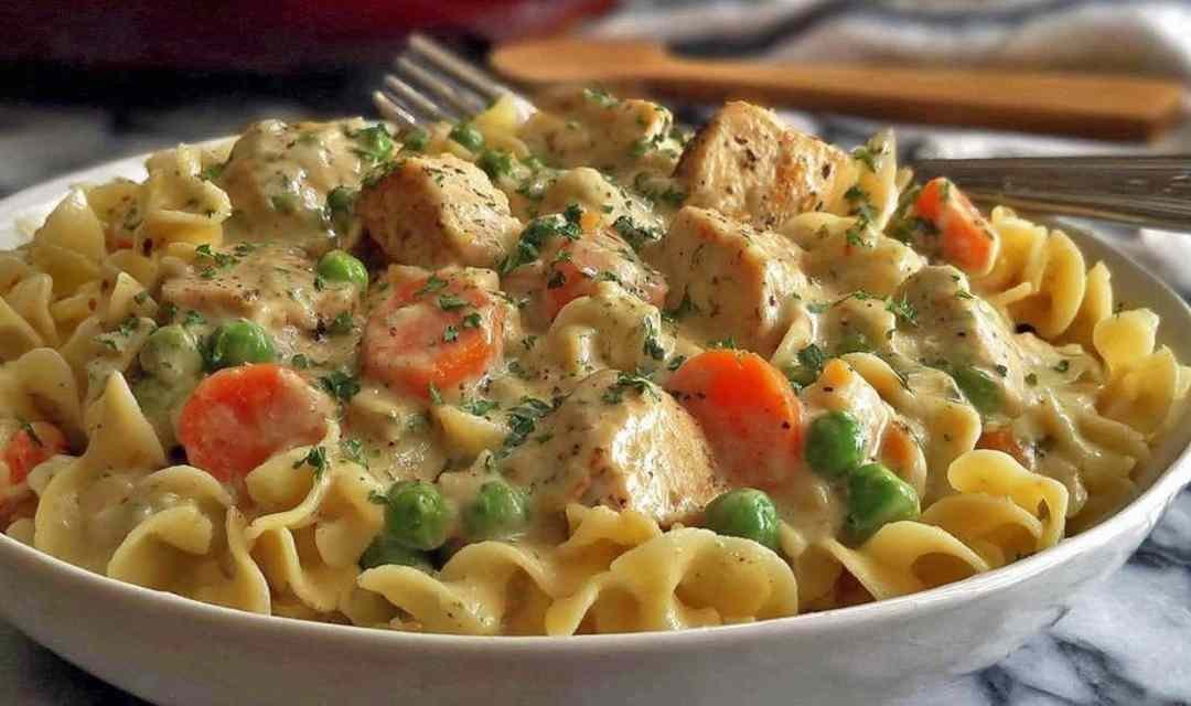 Chicken Pot Pie Pasta
